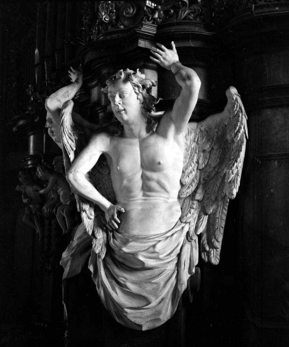 kościół, ob. parafialny pw. Wniebowzięcia Najświętszej Marii Panny - wnętrze: organy, fragment dekoracyjny, skan 1