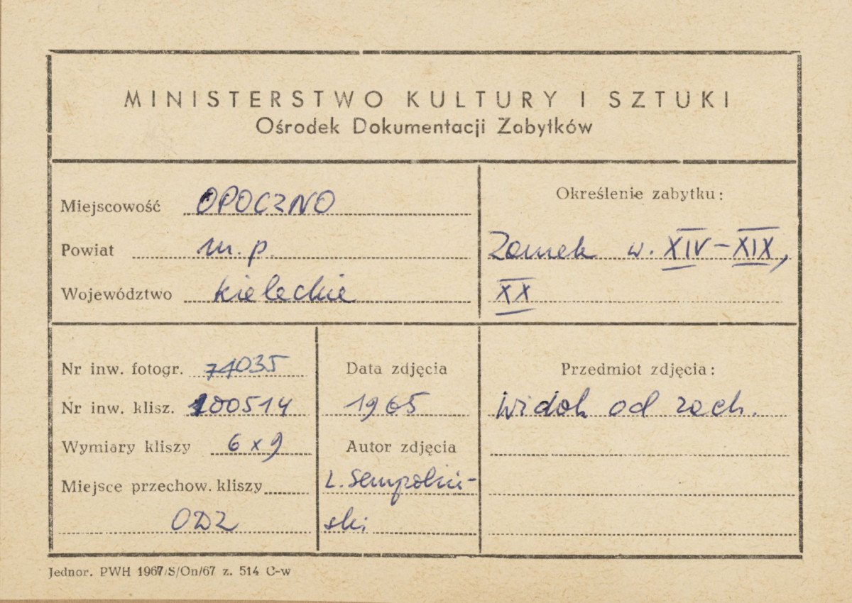 Zamek - widok ogólny od strony płd. - zach. - metryczka

 , skan 1