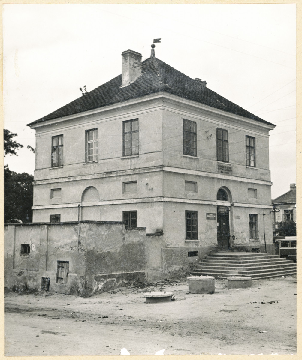 Ratusz - widok ogólny , skan 1