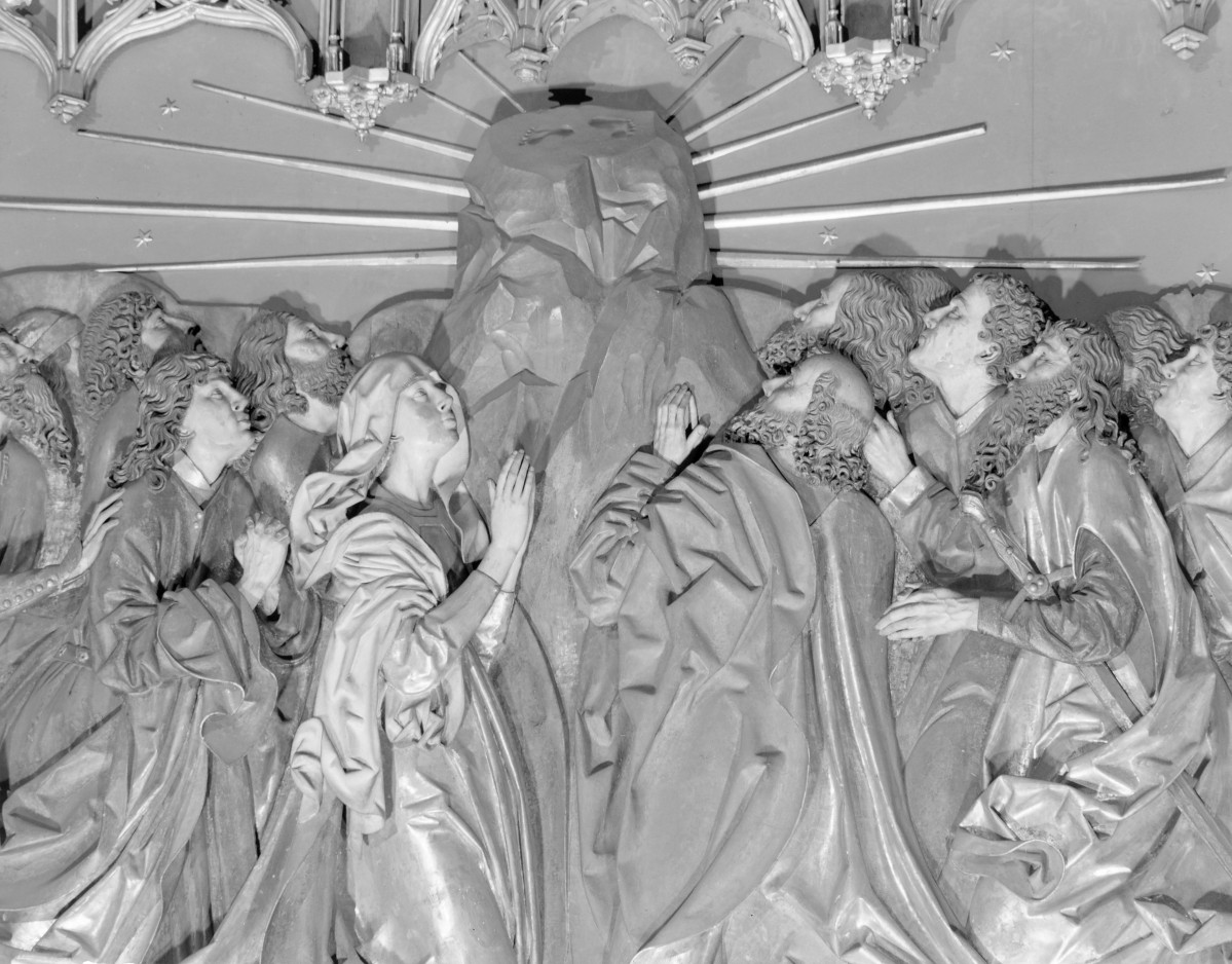 Kościół Mariacki pw. Wniebowzięcia Najświętszej Marii Panny - ołtarz Wita Stwosza: strona prawa (otwarta), scena - Wniebowstąpienie, skan 1