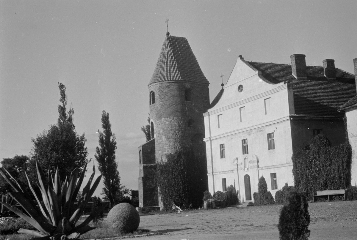 rotunda św. Prokopa i kościół norbertanek, skan 1