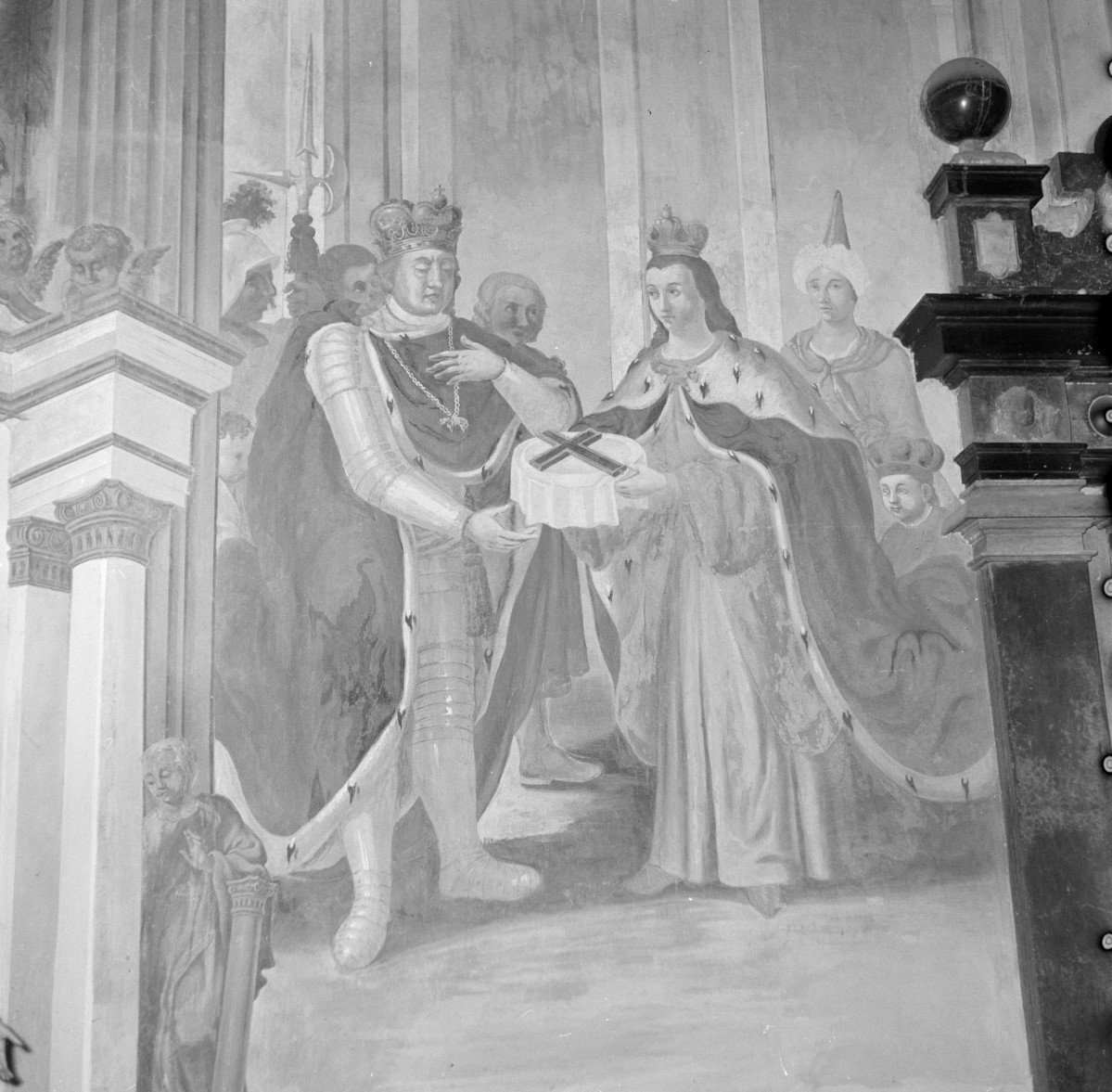 klasztor benedyktynów - kaplica, fragment fresków, skan 1