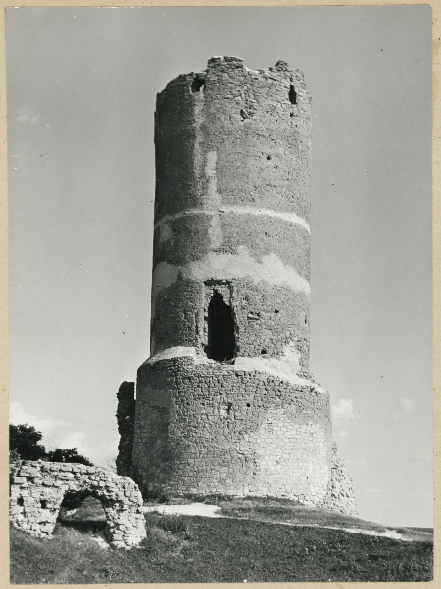 Widok ogólny baszty, skan 1