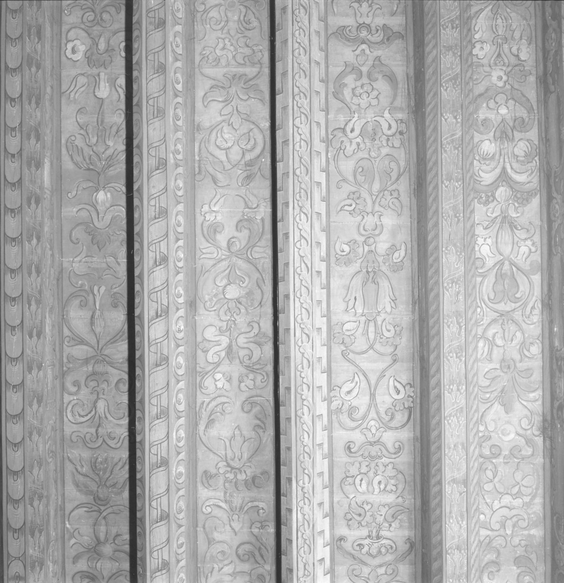 pałac Biskupów Krakowskich - Pierwszy Pokój Biskupi /I p./ - fragment stropu, skan 1