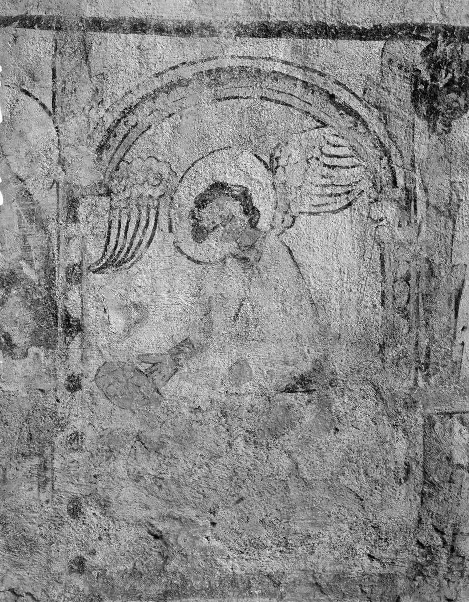 Bazylika N.M.P - wnętrze. Południowa kaplica świątyni i freski na ścianach. Fragment polichromii., skan 1