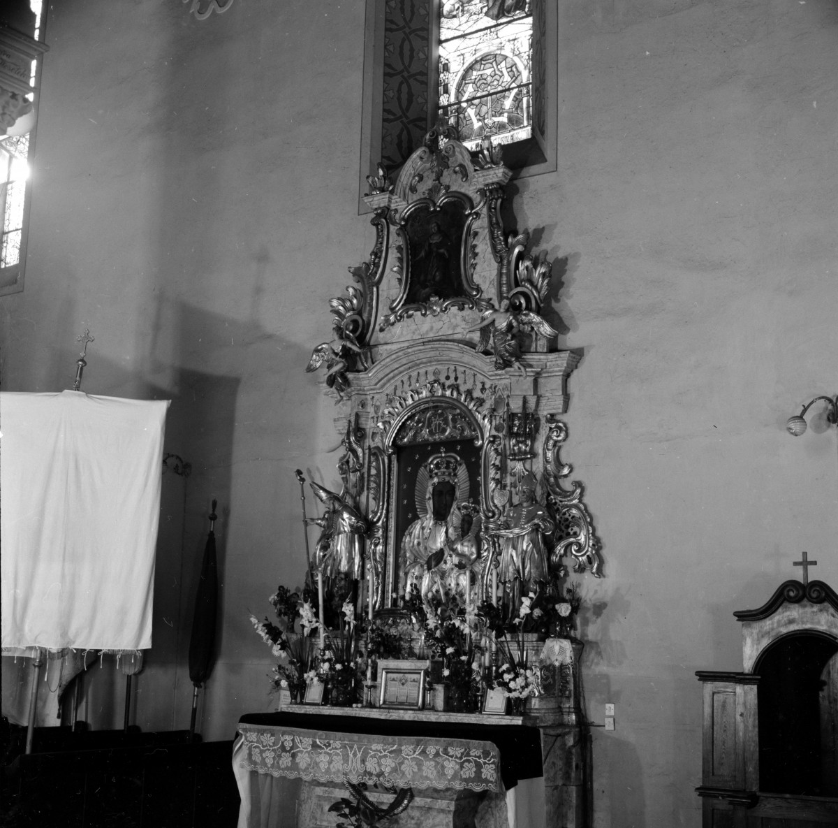 katedra św. Mikołaja Biskupa - ołtarz boczny, skan 1