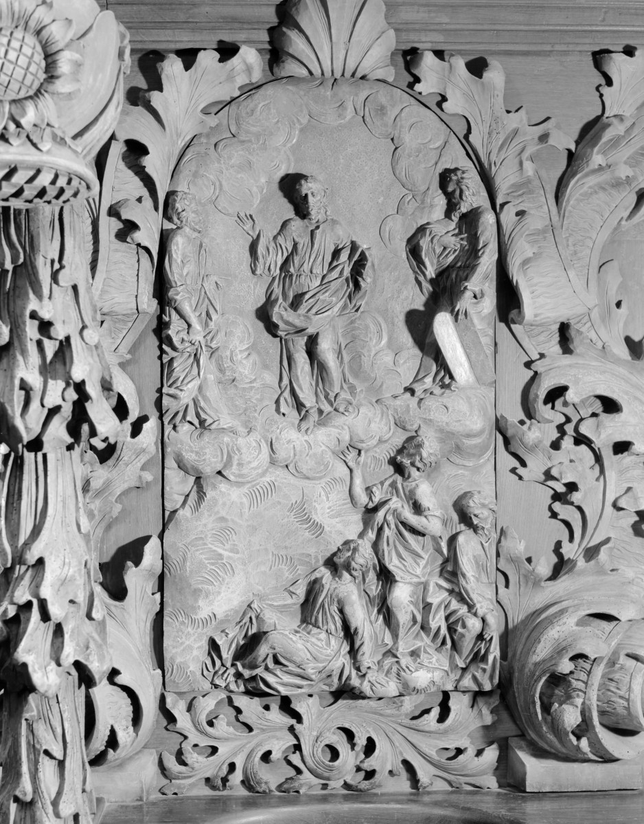 kościół parafialny pw. Wniebowzięcia NMP i Jana Chrzciciela - stalle, płaskorzeźba "Przemienienie Pańskie", skan 1