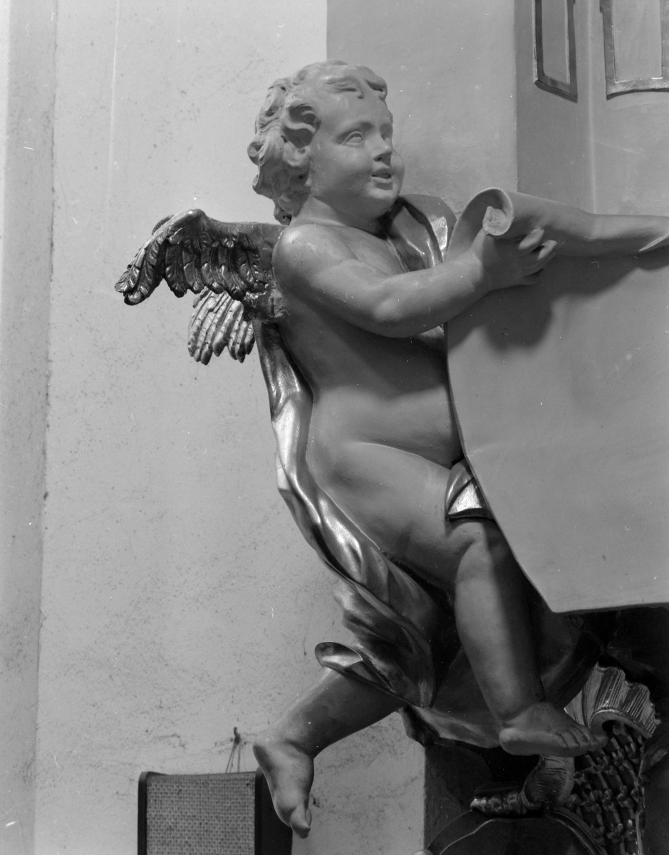 sanktuarium św. Jadwigi Śląskiej - kościół: putto, skan 1
