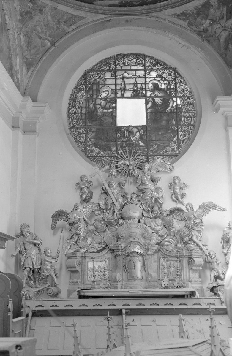 kościół parafialny pw. św. Jakuba - wnętrze: ołtarz boczny, skan 1