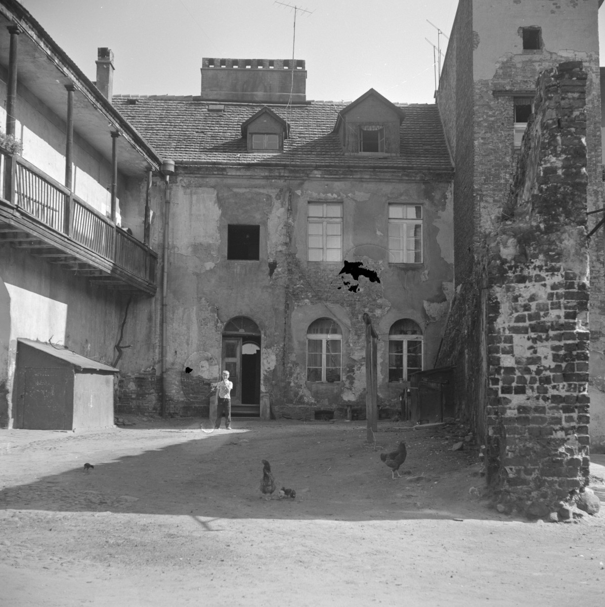 kamienica - elewacja od podwórza, skan 1