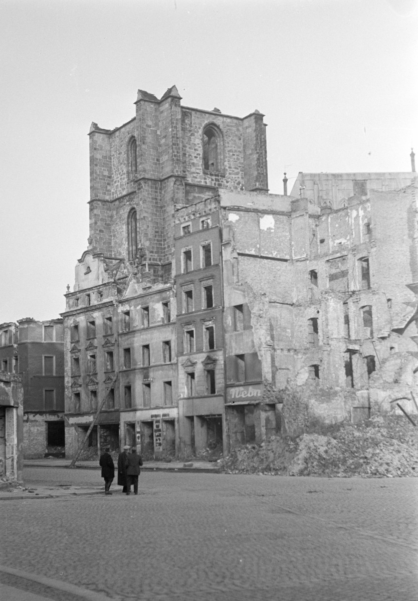 katedra - dzwonnica, skan 1