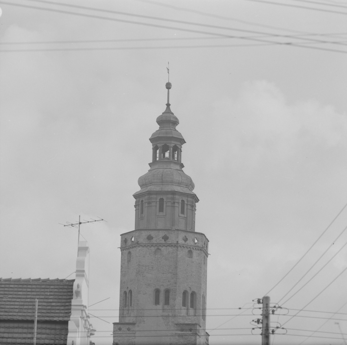 kościół pw. św. Stanisława - wieża i górna kondygnacja, skan 1