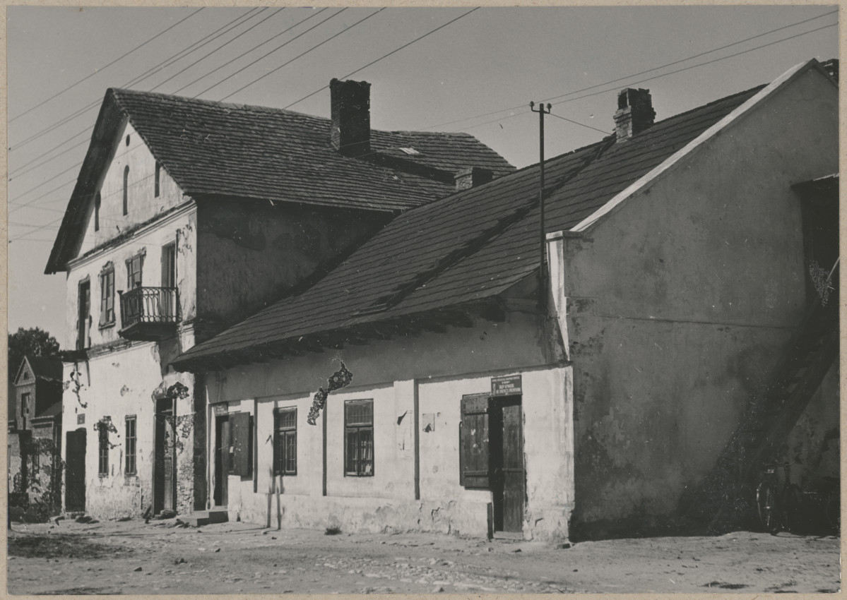 Widok ogólny dwóch domów, 

, skan 1