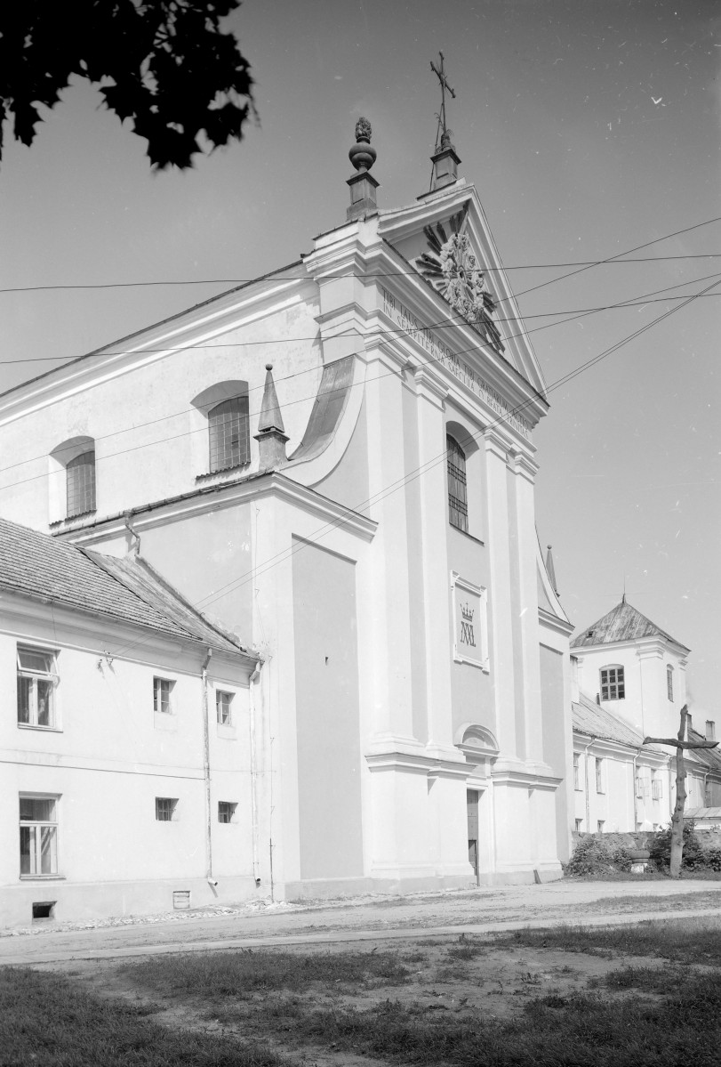 kościół Imienia Najświętszej Maryi Panny - elewacja frontowa, skan 1