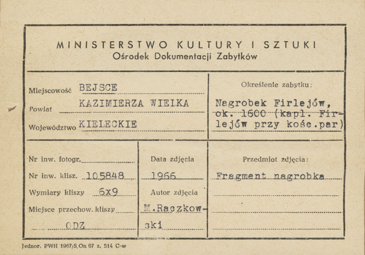 Kaplica Firlejów - nagrobek Firlejów - fragment dekoracji - metryczka , skan 1
