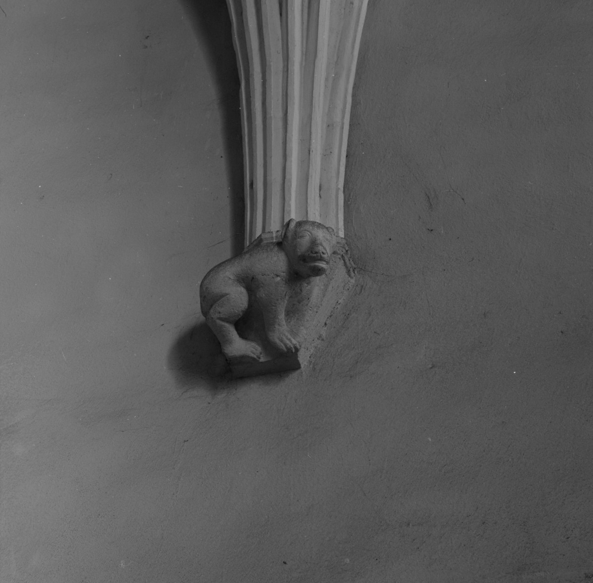 kościół pw. św. Bartłomieja - Kaplica Oppersdorffów - wspornik sklepienia, skan 1