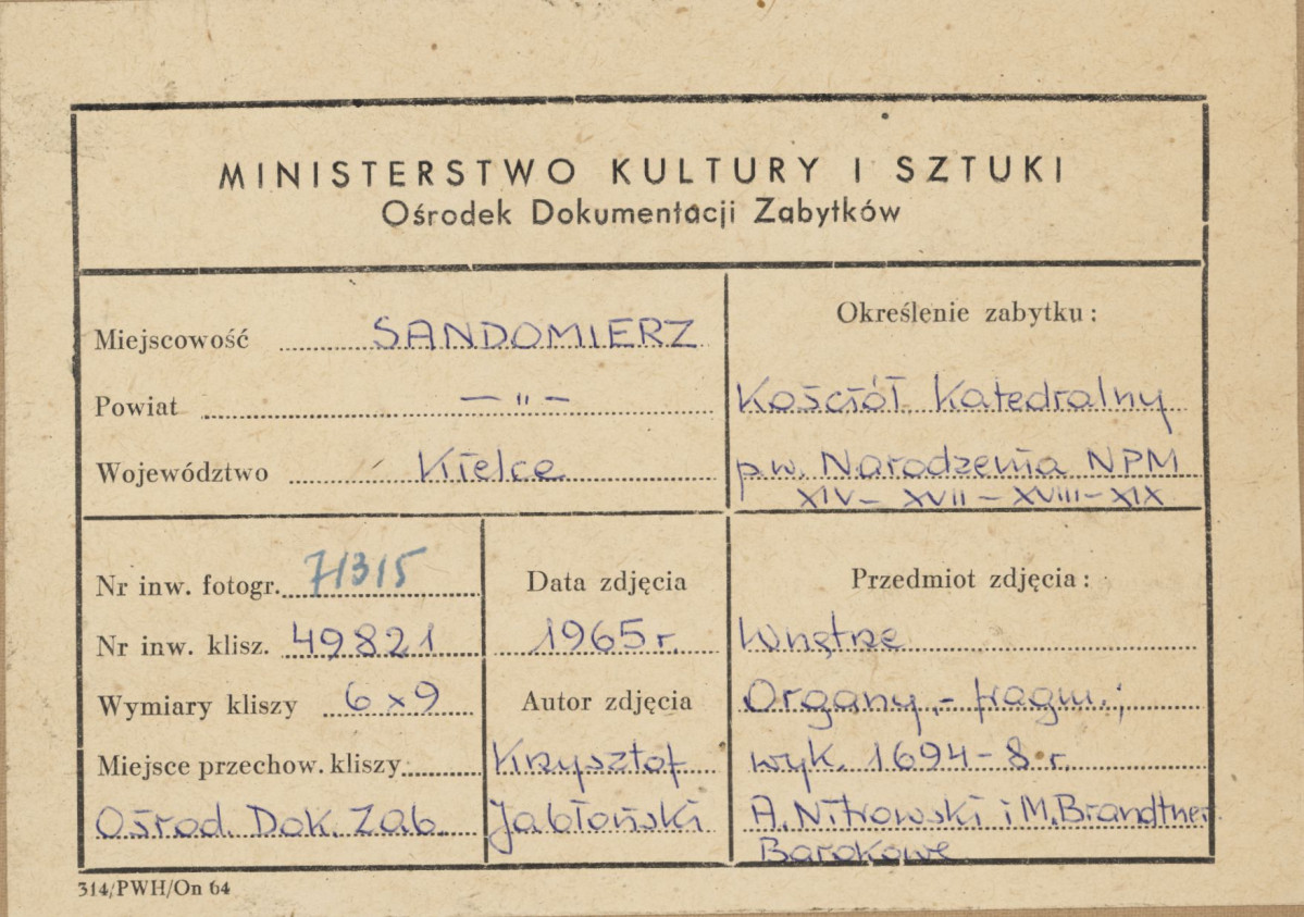  Katedra - wnętrze, fragment organów - metryczka, skan 1