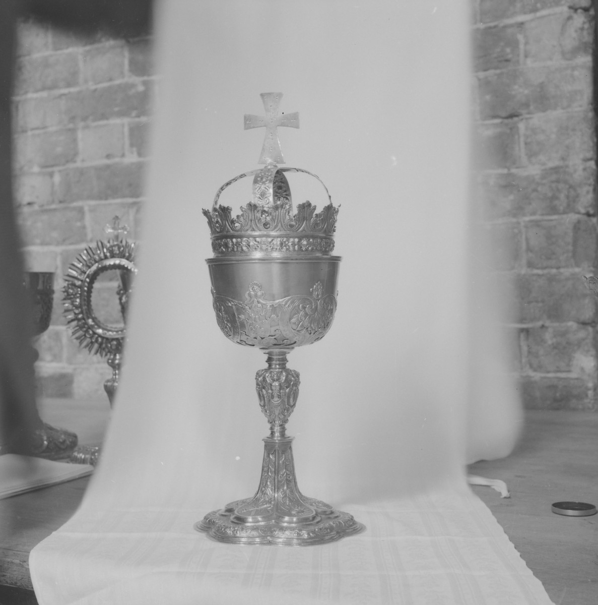 kościół pw. św. Jakuba Apostoła i św. Agnieszki, Dziewicy i Męczennicy - zbiory - puszka z XVII wieku /J.J. Schneider/, skan 1