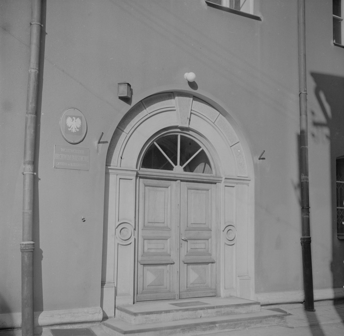 synagoga Staromiejska - elewacja i portal, skan 1