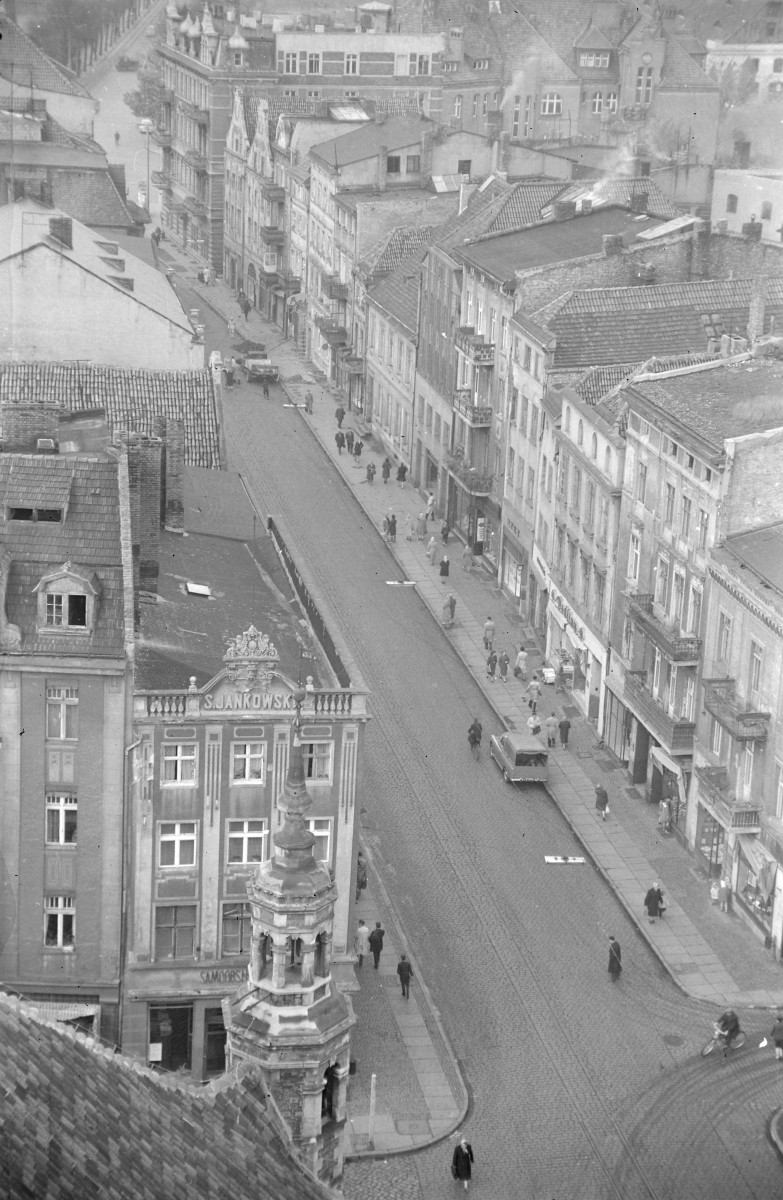 kamienice - widok ogólny z wieży ratusza, skan 1
