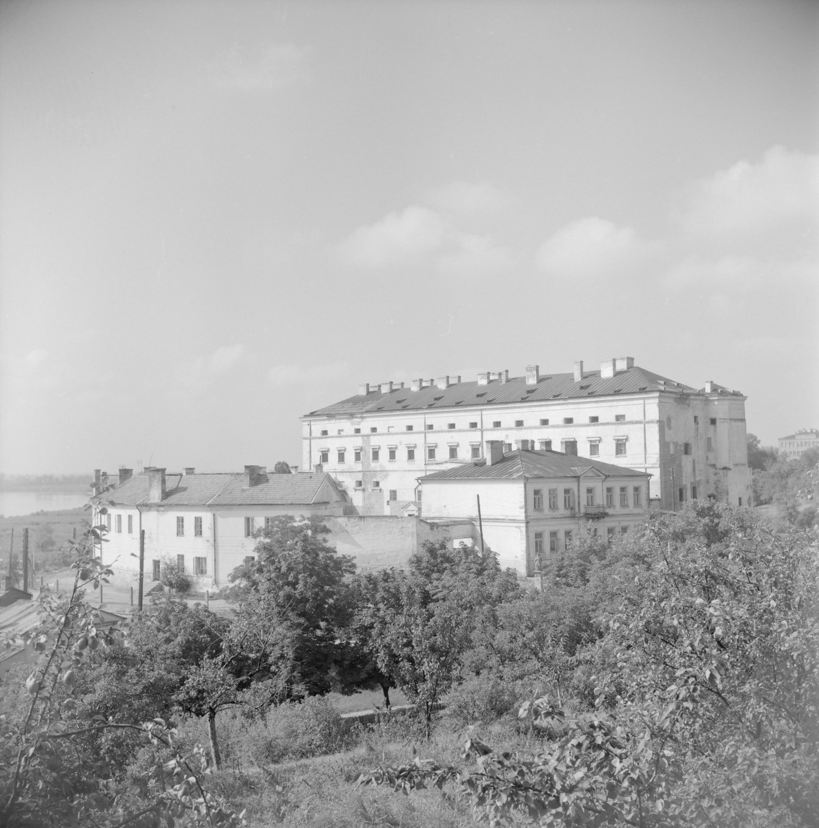 zamek - widok od południowego-wschodu, skan 1