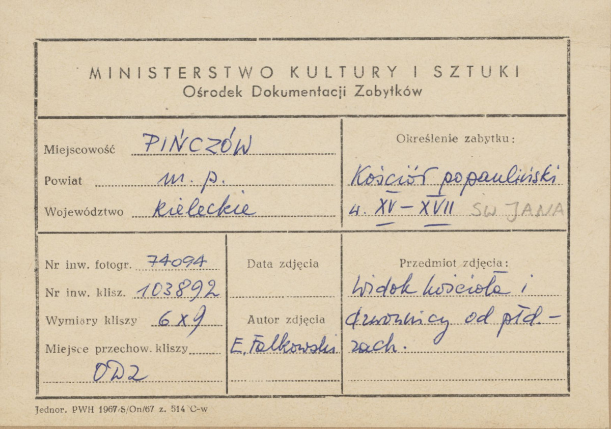 Kościół parafialny - widok ogólny od strony płd. - zach. wraz z dzwonnicą - metryczka, skan 1