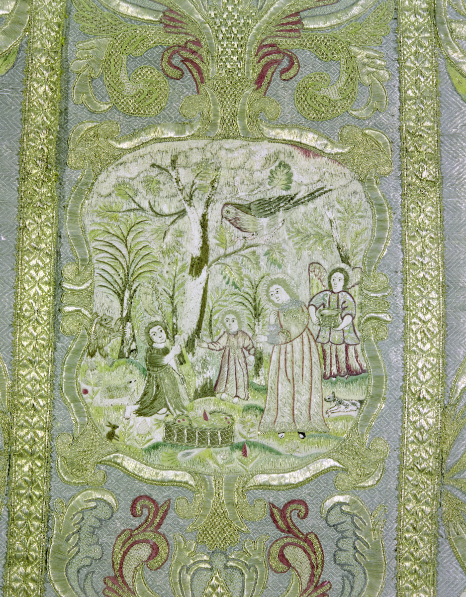 klasztor Benedyktynek - zbiory - ornat haftowany - fragment, skan 1