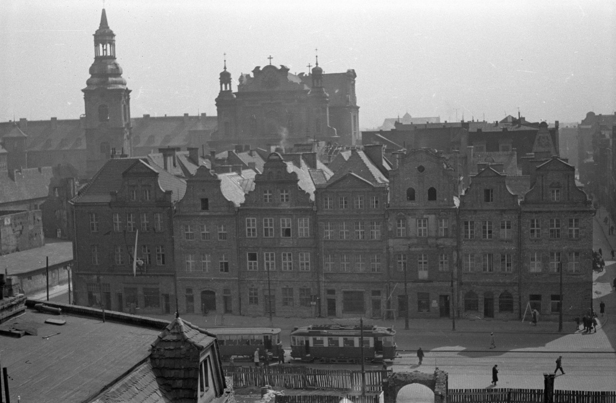 Stary rynek - kamienice, skan 1