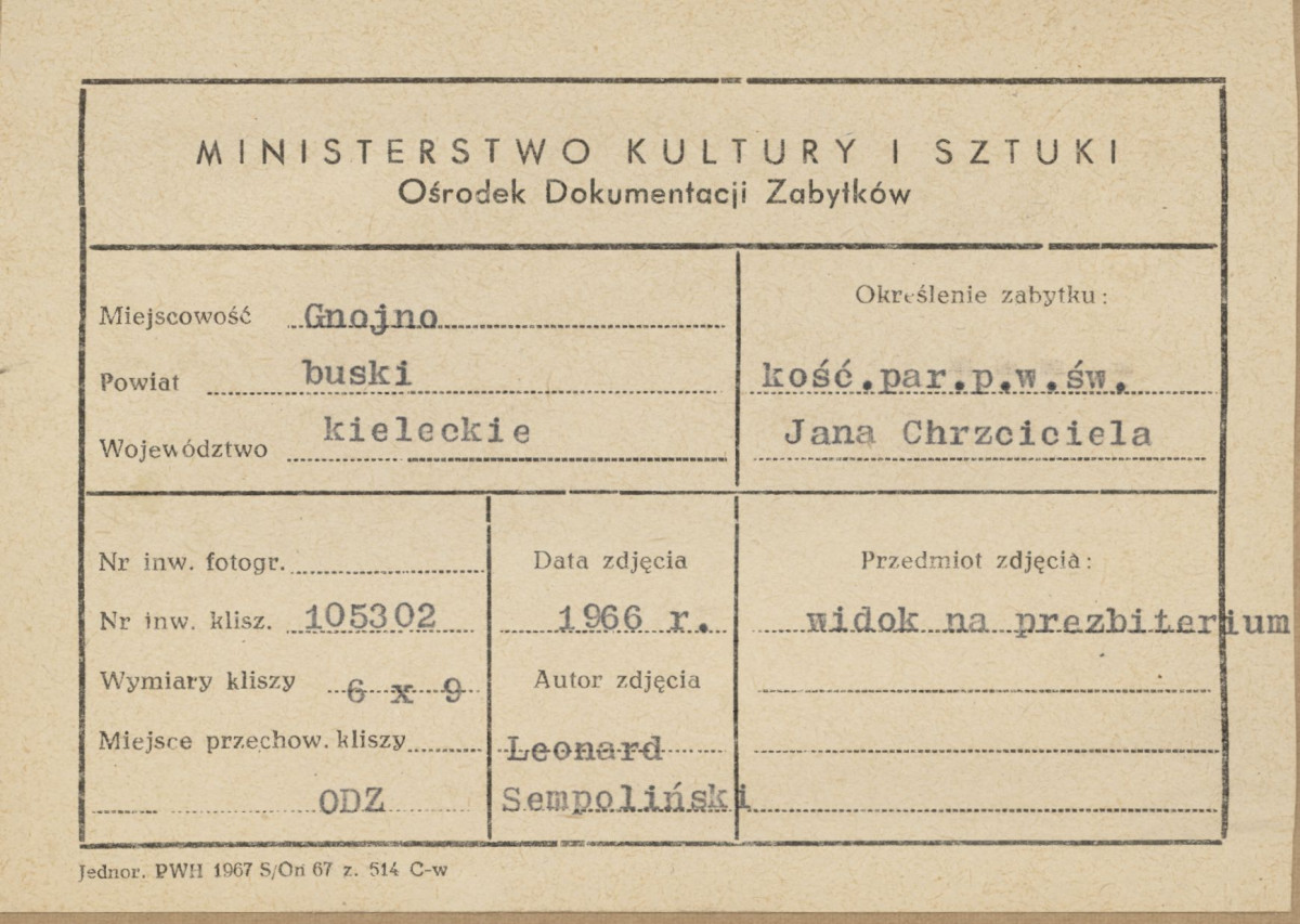 Kościół parafialny - widok na prezbiterium z zewnątrz - metryczka, skan 1