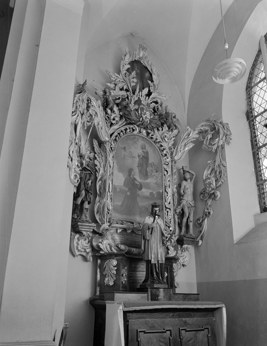 kościół pw. Wniebowzięcia Najświętszej Maryi Panny i św. Mikołaja - wnętrze - nawa boczna - ołtarz boczny św. Aleksego, skan 1