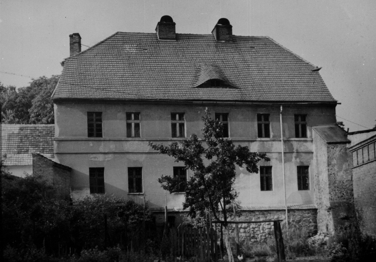 kamienica - elewacja od podwórza, skan 1