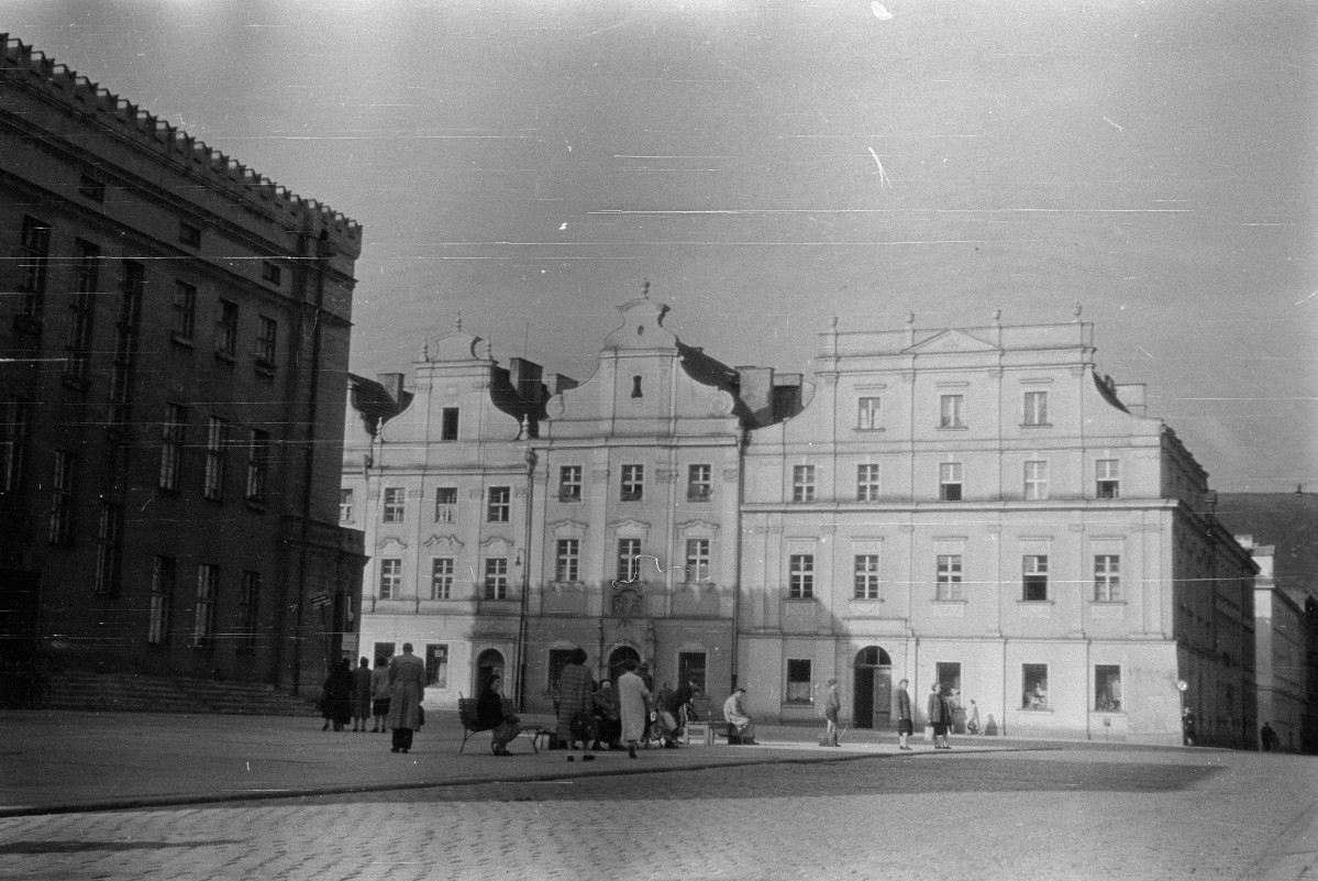 rynek - pierzeja północna, skan 1