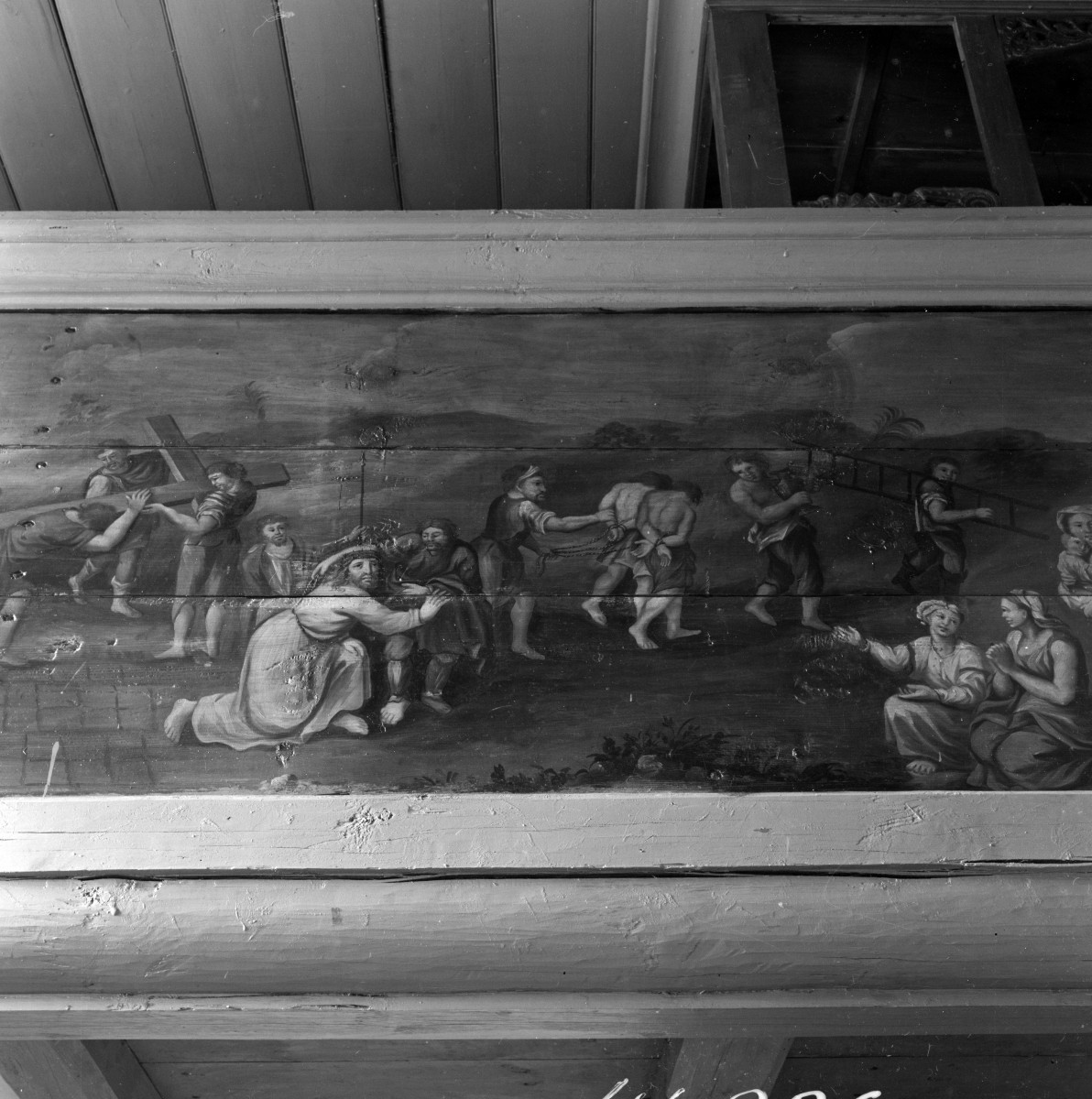 kościół filialny pw. św. Barbary - wnętrze: chór muzyczny, fragment malowidła, skan 1