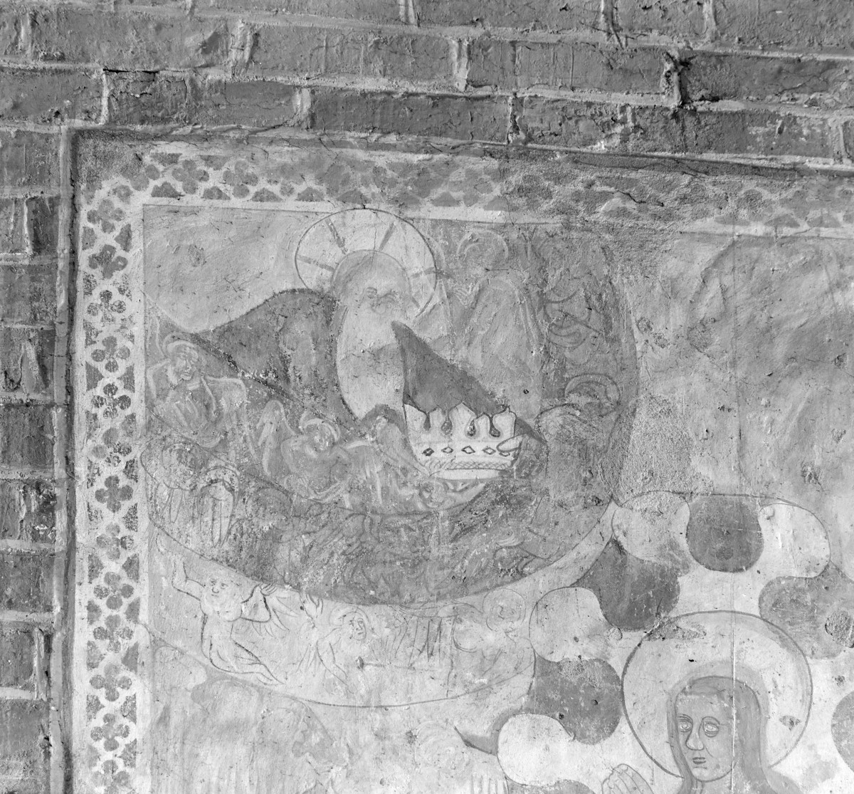 kościół pw. Ducha Świętego - wnętrze - prezbiterium - polichromia - fragment, skan 1