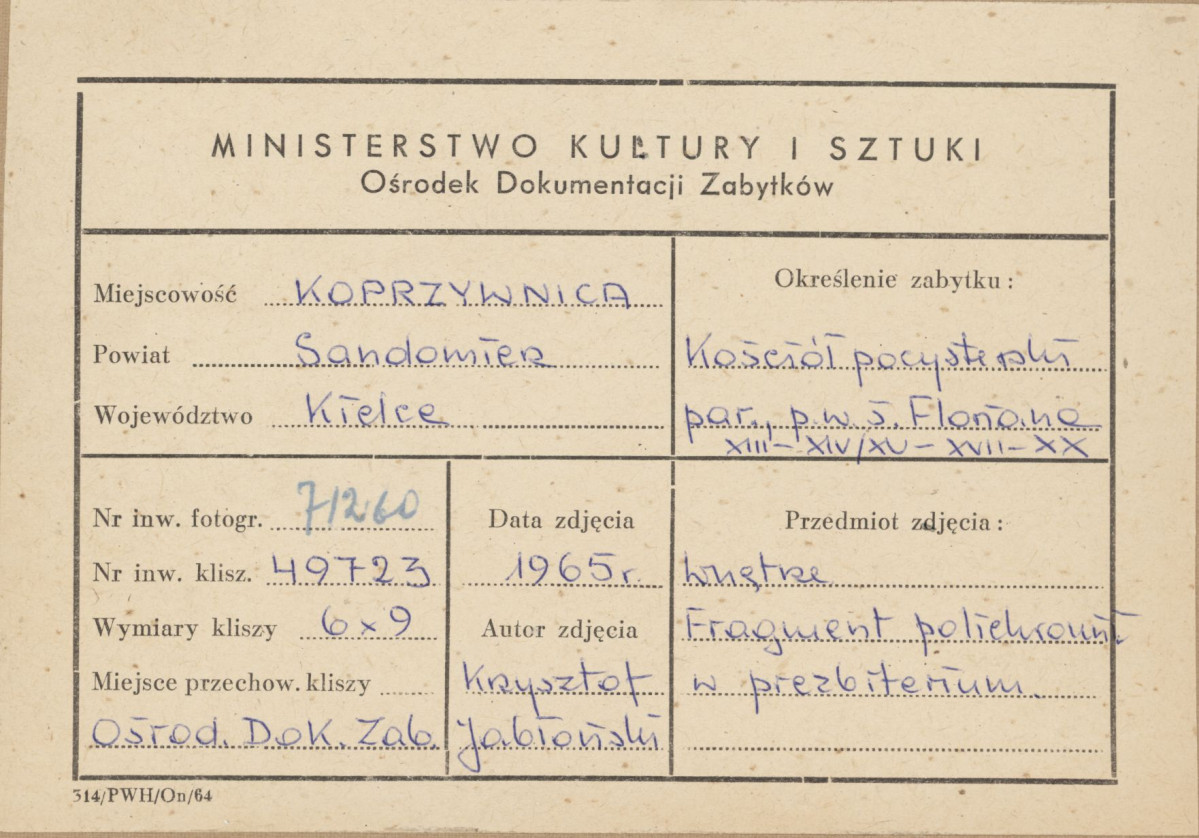 Zespół klasztorny - kościół, wnętrze, prezbiterium, fragment malowidła ściennego - metryczka, skan 1