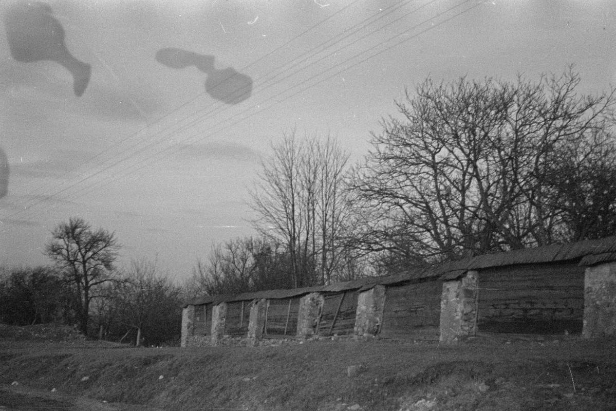 klasztor Bernardynek - mur stary, skan 1