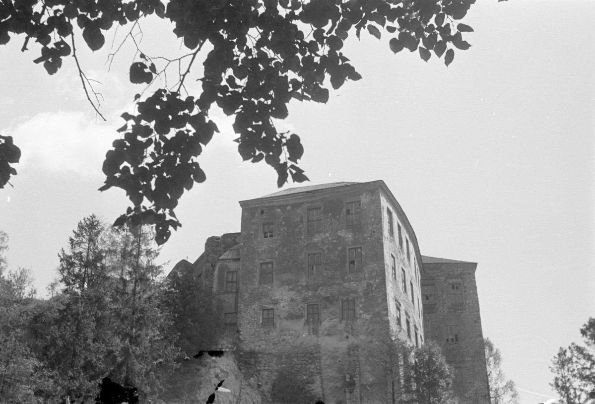 zamek - baszta, skan 1
