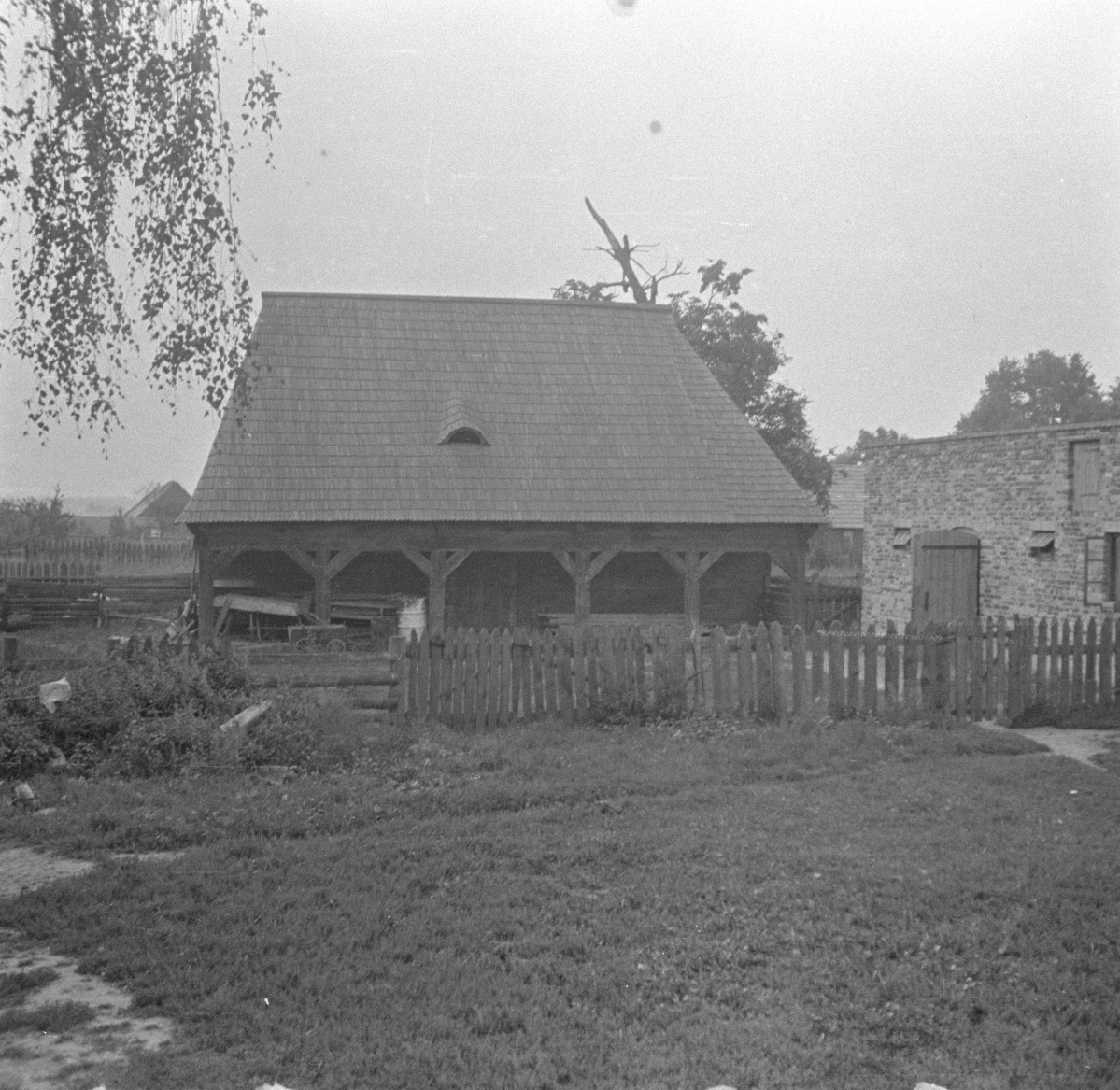 lamus - elewacja frontowa, skan 1