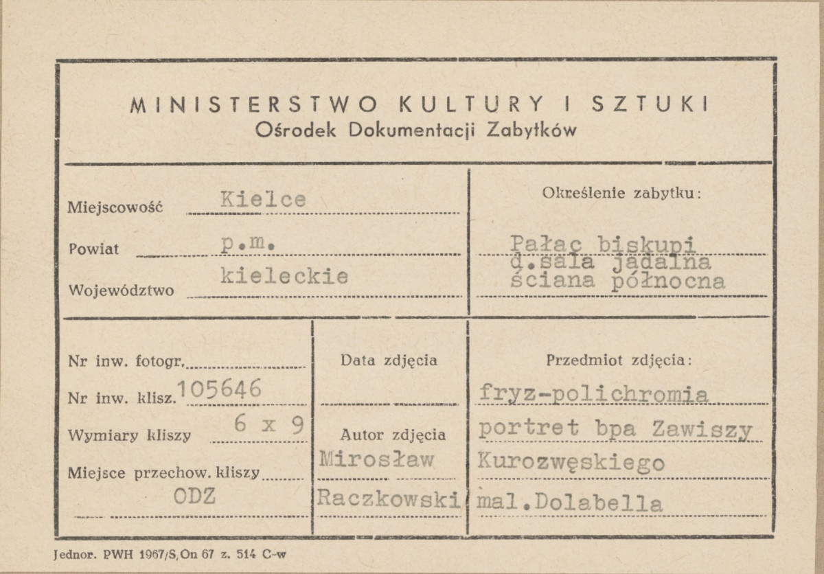 Pałac biskupów - wnętrze, d. sala jadalna, ściana północna, fryz - polichromia, portret bpa Zawiszy Kurozwęskiego - metryczka, skan 1