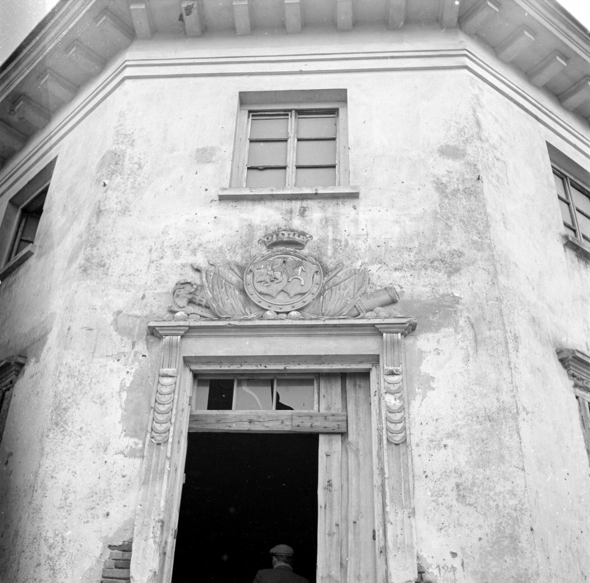 pałac Kuczyńskich - elewacja od strony ogrodu /wschodnia/, skan 1