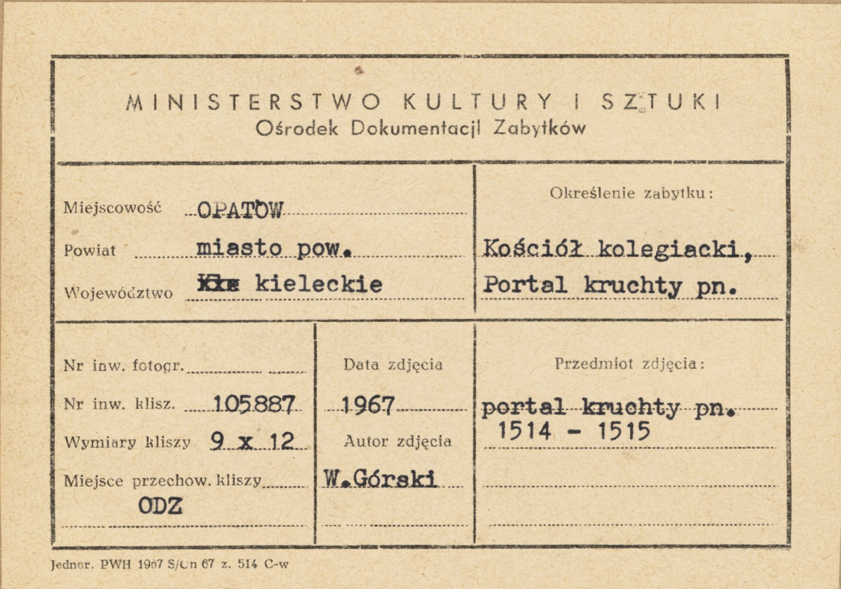 Kolegiata - widok portalu w elewacji płn. - metryczka

, skan 1