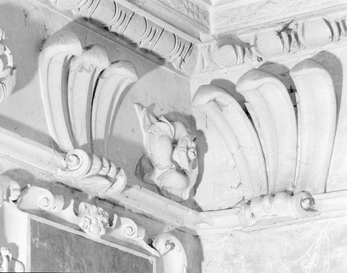 kościół pw. św. Mikołaja - Kaplica Firlejów - wnętrze - fryz - fragment, skan 1