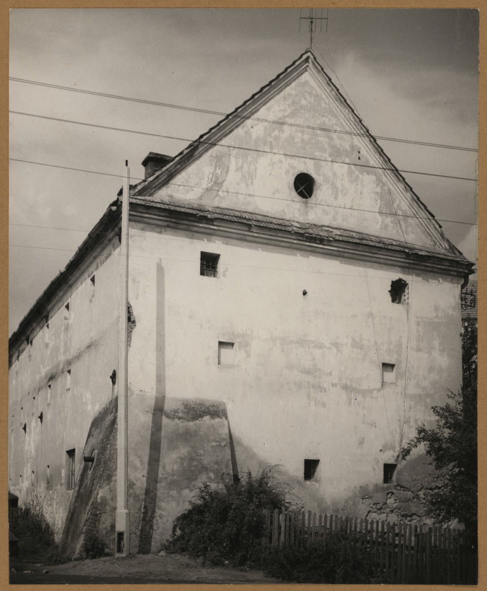 Spichlerz, widok ogólny od strony płd. , skan 1