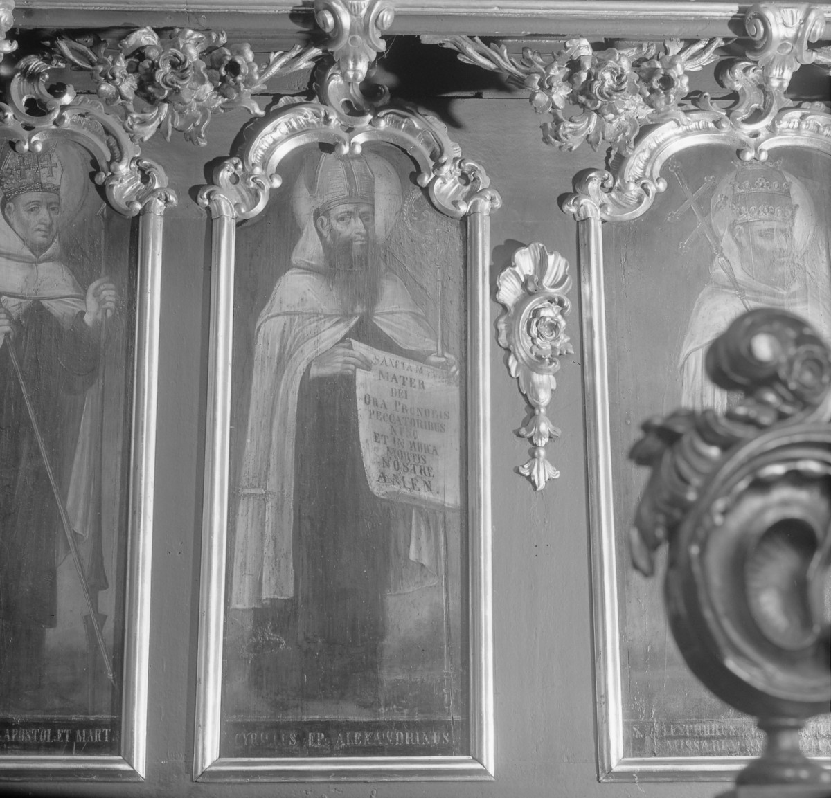 kościół parafialny pw. św.św. Marcina i Mikołaja - stalle, obraz św. Cyryla Aleksandryjskiego, skan 1