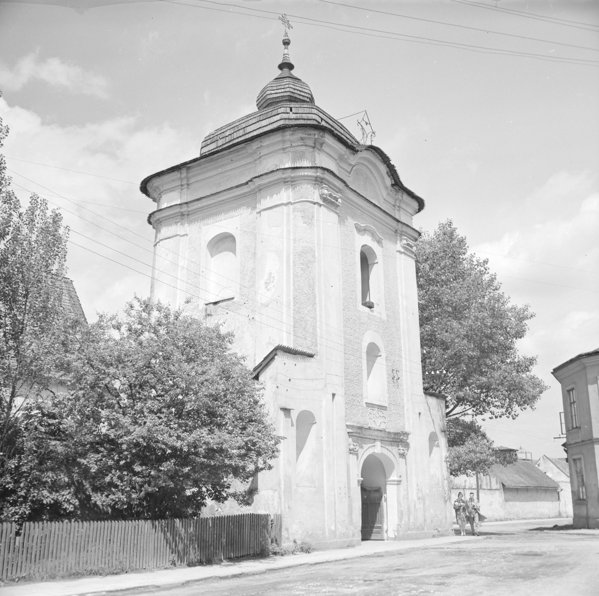 kościół pw. św. Katarzyny - dzwonnica - widok od południowego - zachodu, skan 1