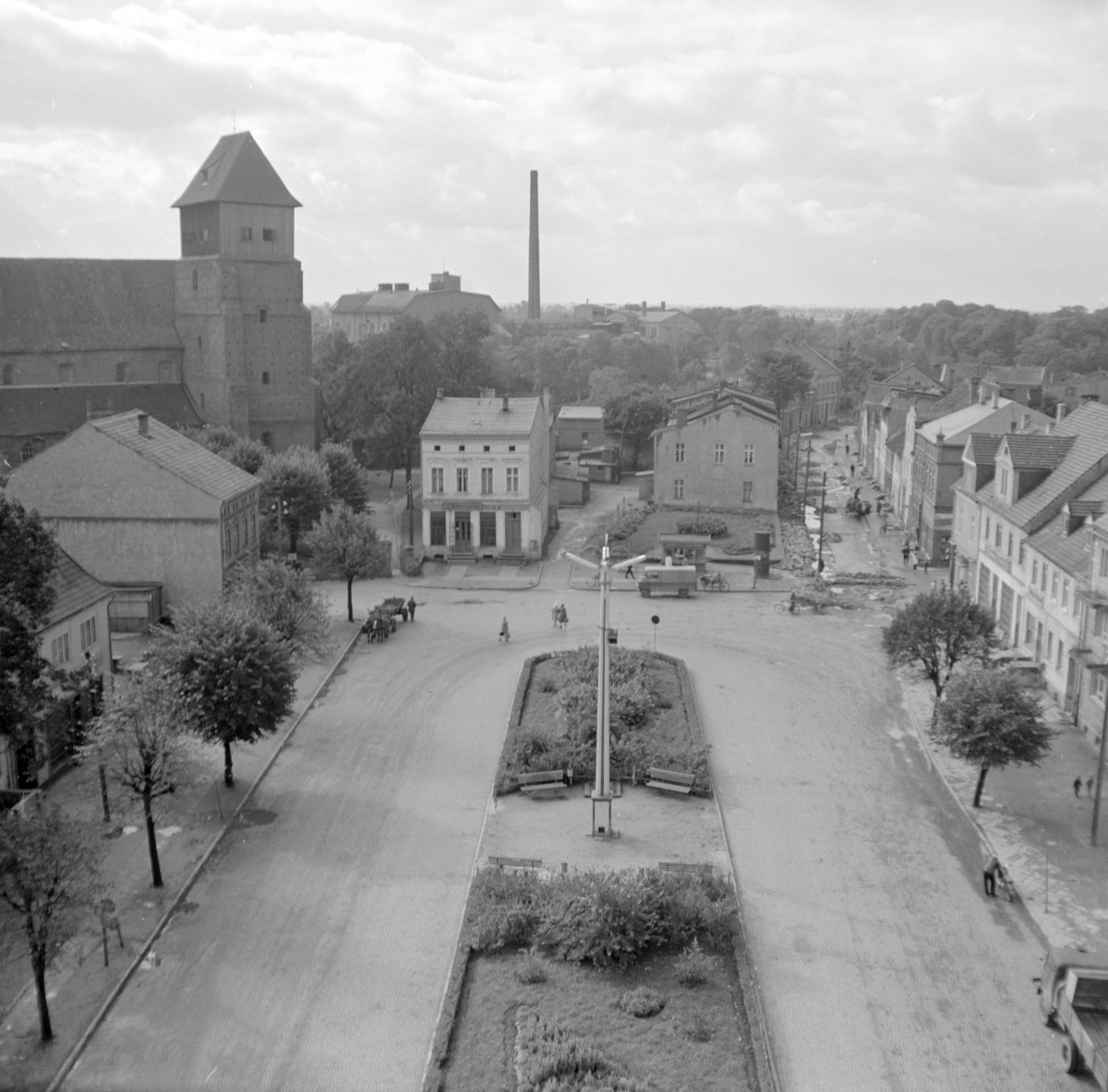 panorama miasta z wieży kościoła - w kierunku południowym, skan 1