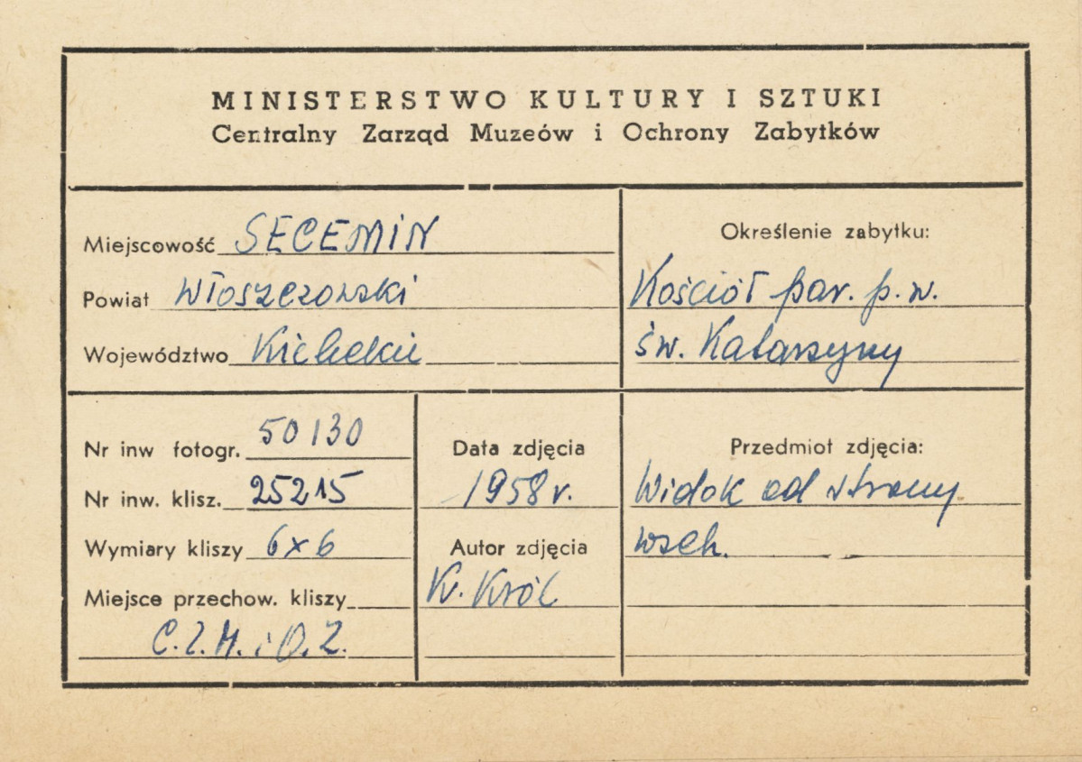 Kościół parafialny - widok ogólny od strony prezbiterium - metryczka, skan 1