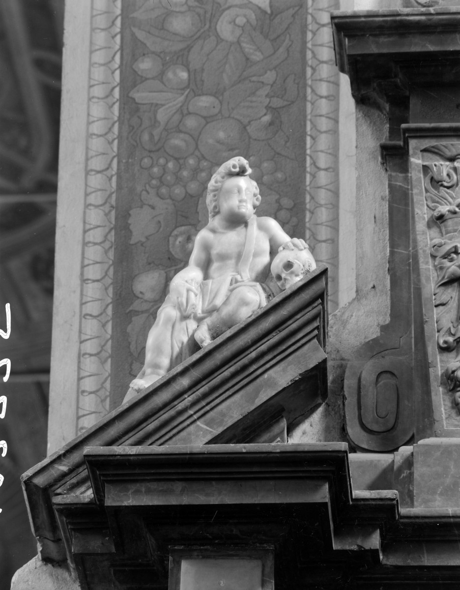 kościół pw. Wniebowzięcia Najświętszej Maryi Panny i św. Zygmunta - wnętrze - nawa boczna południowa - ołtarz boczny Ukrzyżowanie - fragment, skan 1