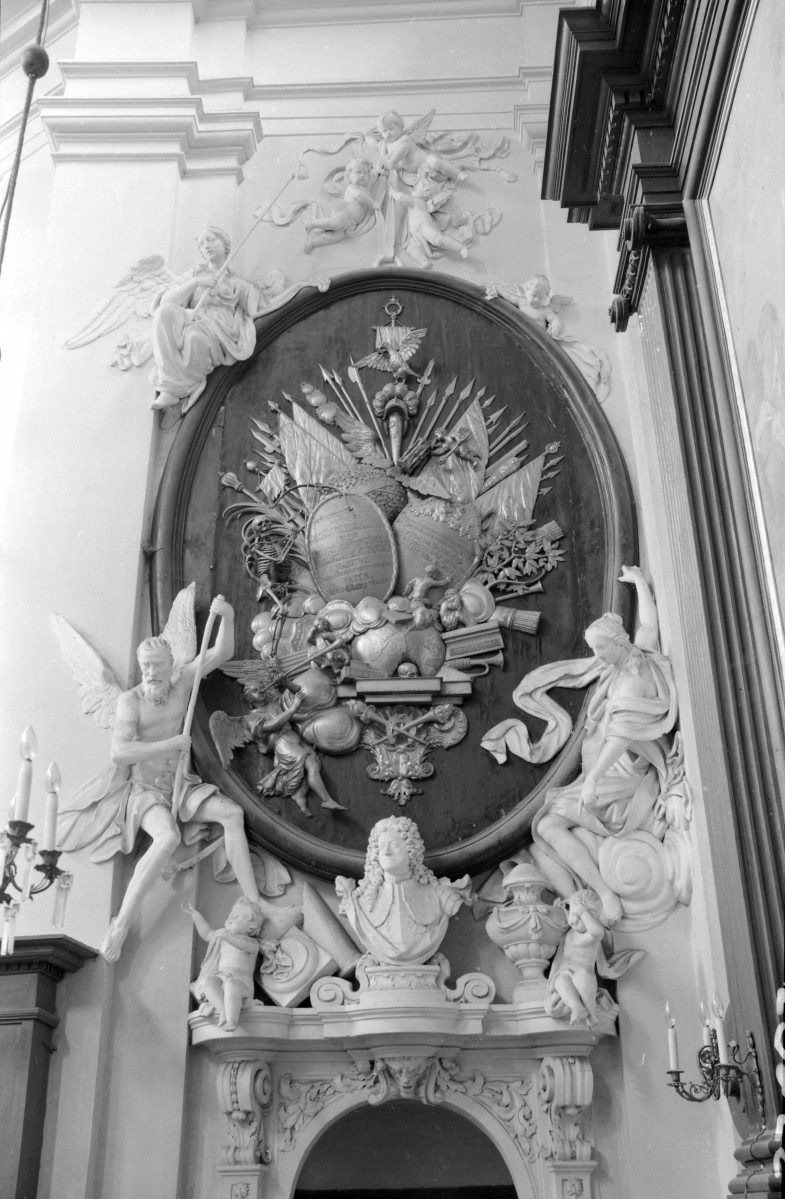 kościół, ob. pw. św. Piotra z Alkantary i św. Antoniego z Padwy - wnętrze: epitafium J.B. Krasińskiego, skan 1