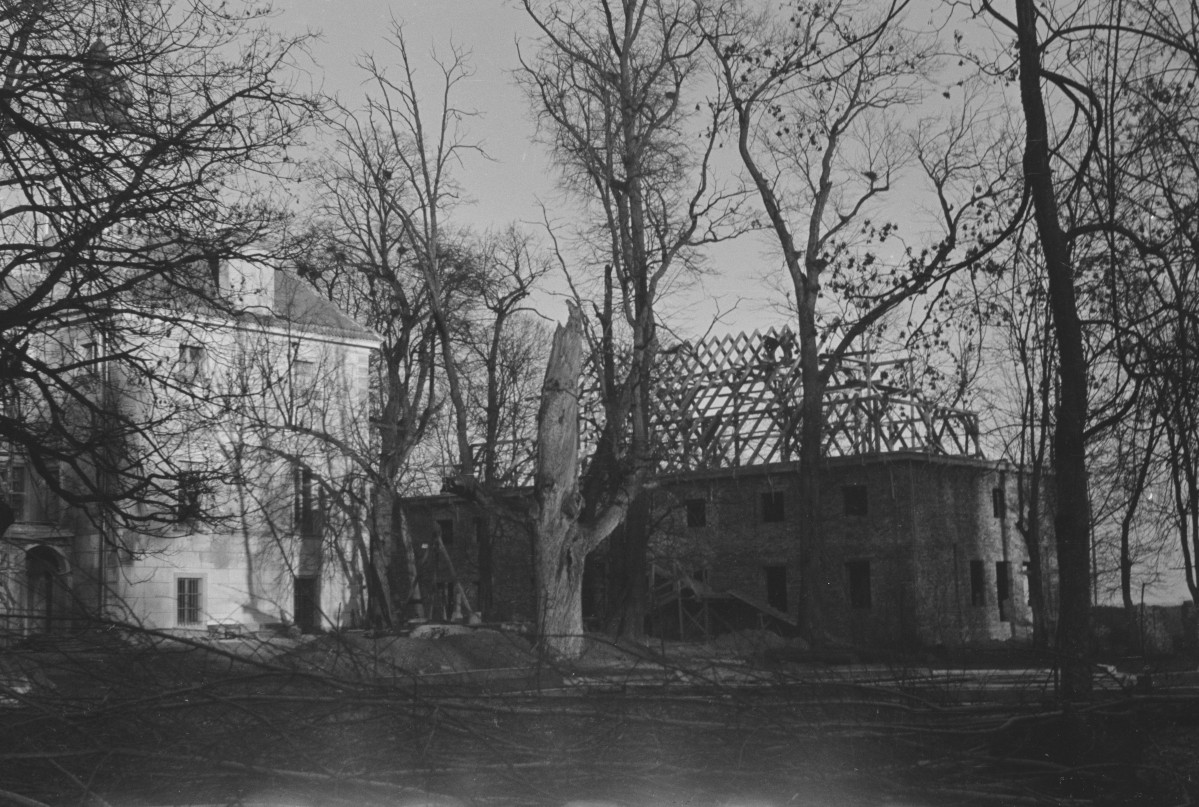 pałac Bielińskich - skrzydło wschodnie, skan 1